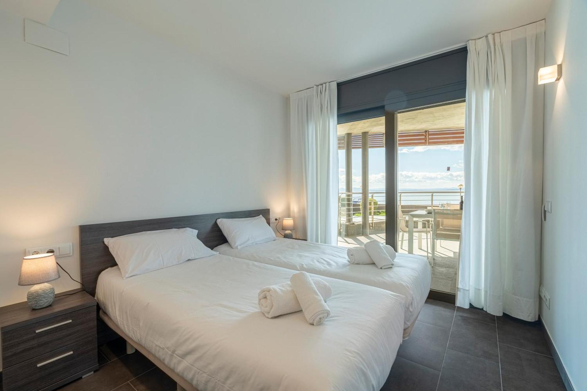 Apartamento Con Gran Terraza Delante Del Mar Rosas Exterior foto