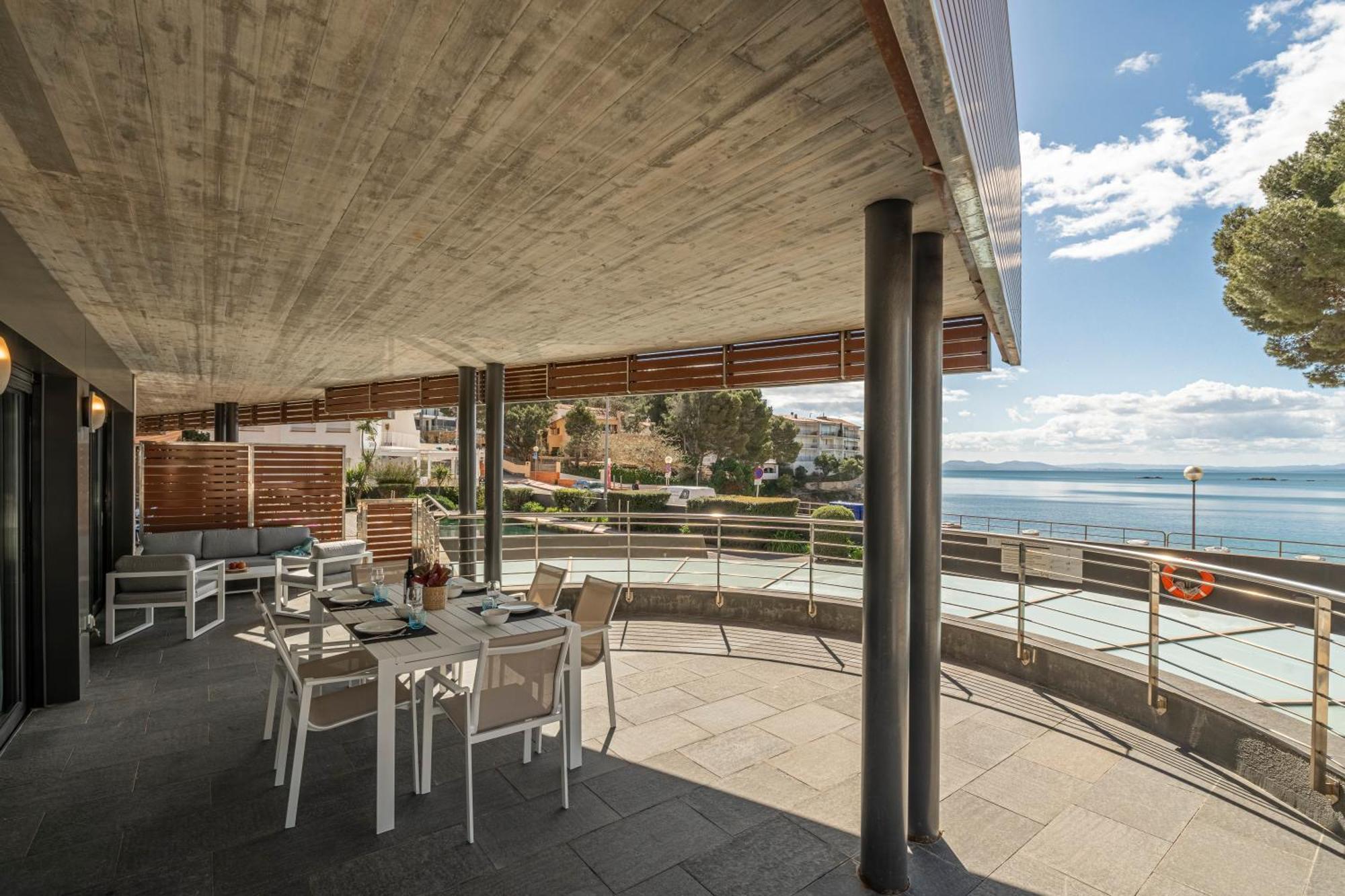 Apartamento Con Gran Terraza Delante Del Mar Rosas Exterior foto